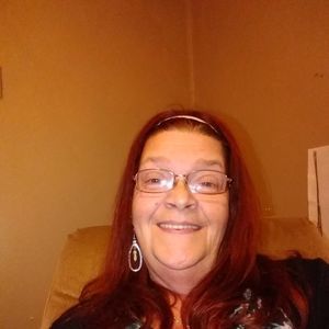 Meet your Posher, Connie